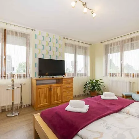Apartamento In Heviz/balaton 18889 *